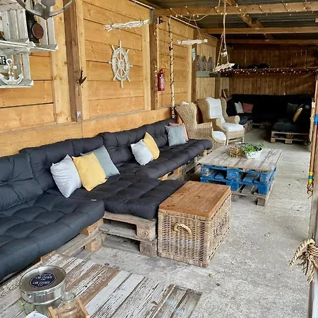 Hotel apartamentowy Tiny House Stever Im Pier9 Tiny House 3*