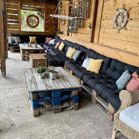 Tiny House Stever Im Pier9 Tiny House 哈姆