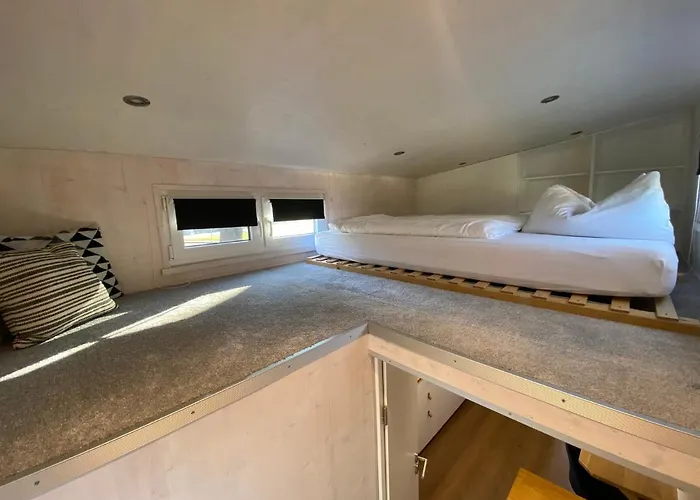 Tiny House Stever Im Pier9 Tiny House Apartahotel